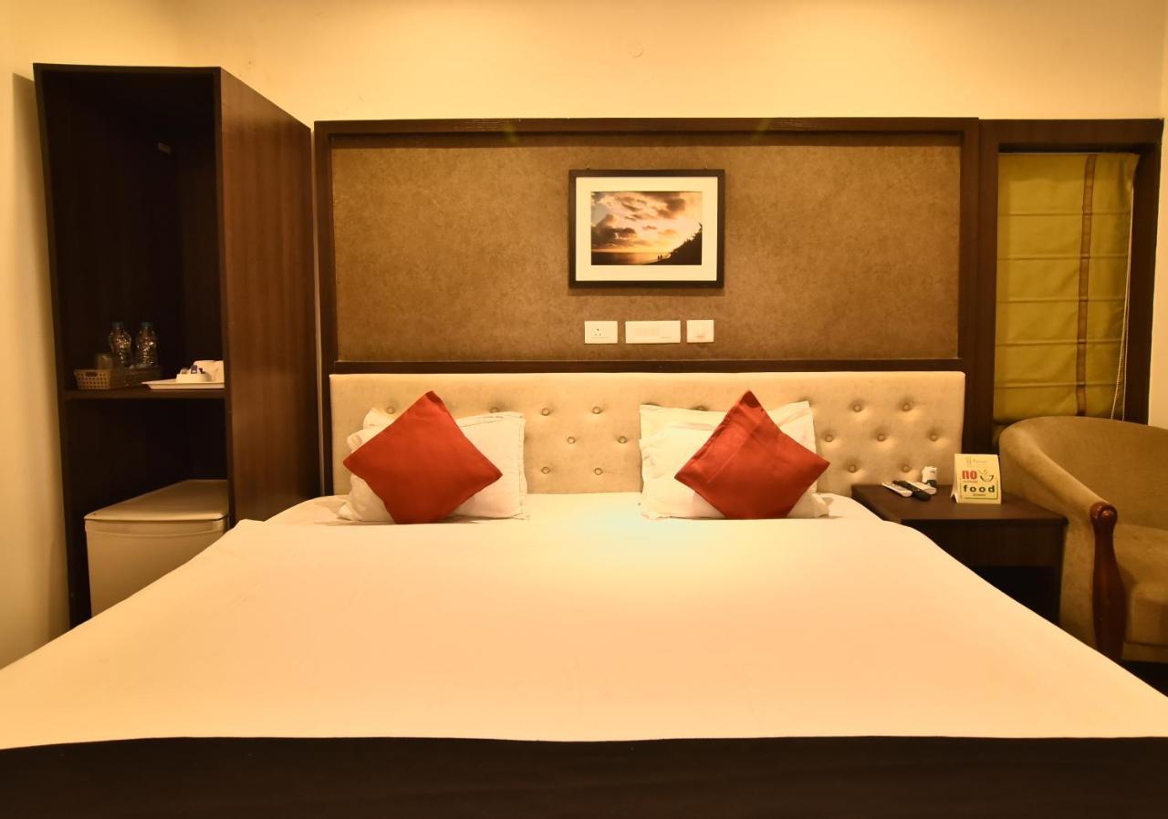 Casa Broadway-A Boutique Hotel 加尔各答 外观 照片