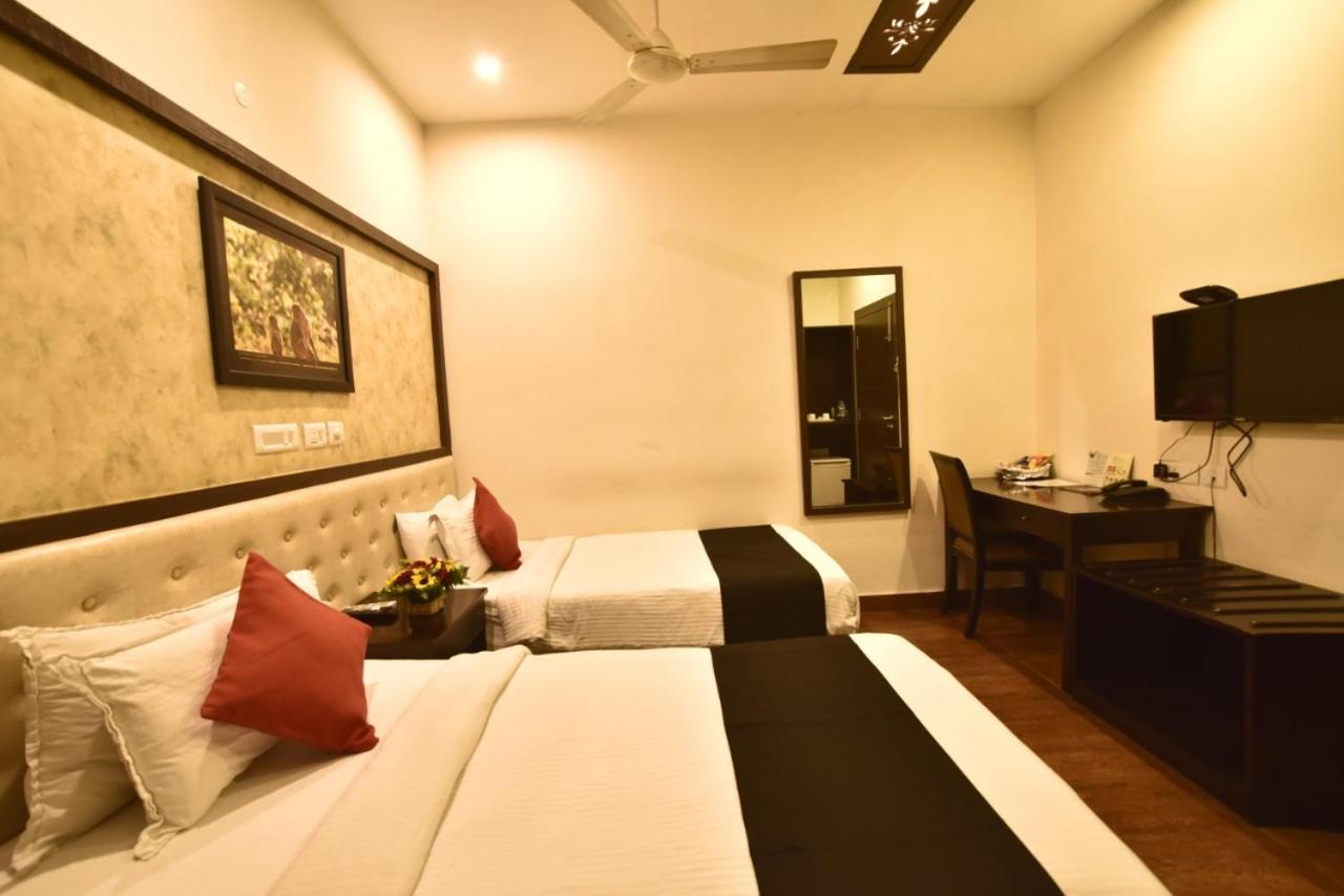 Casa Broadway-A Boutique Hotel 加尔各答 外观 照片