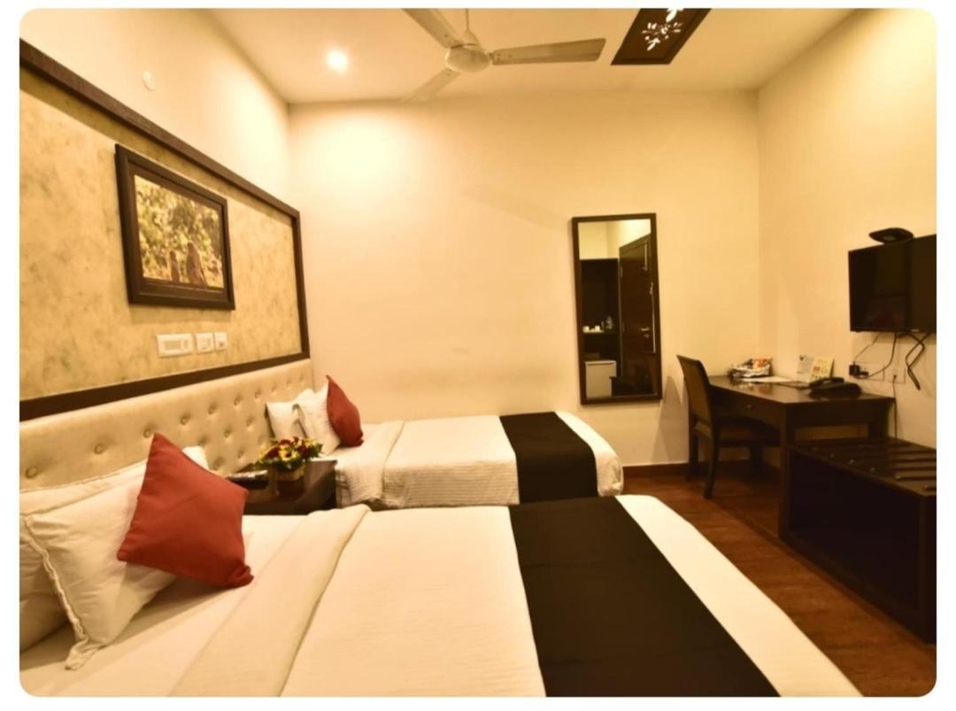 Casa Broadway-A Boutique Hotel 加尔各答 外观 照片